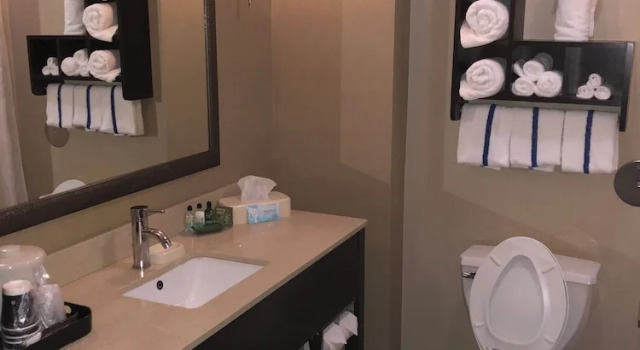 Четырёхместный семейный номер Standard Countryview Inn & Suites