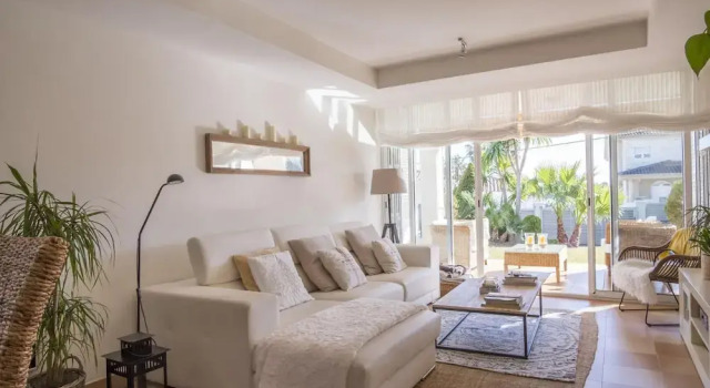 Belvilla by OYO Casa Linda, Забронировать Вилла Виллы El Baix Penedès, Вилла