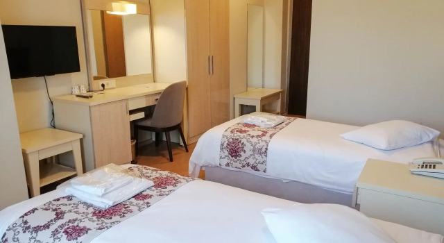 Bolu Grand Koroglu Otel, Rezerwuj Hotel Bolu Black Sea Region Turkey