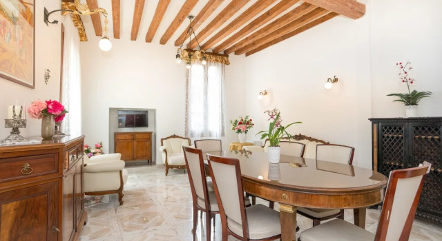 S. Stefano - WR Apartments, Забронировать Апартаменты/квартира Апартаменты Венеции, рядом с Консульство Франции в Венеции, Апартаменты/квартира