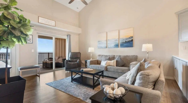 Номер Standard The Lakeview Penthouse 10ppl