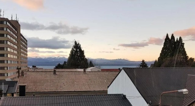 Patagonia Jazz Hostel, Забронировать Хостел Отели Сан-Карлос-де-Барилоче с завтраком, рядом с Andino Bariloche Club, Завтраки