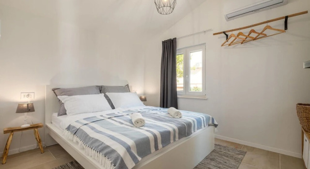 Beautiful Home in Labin With 6 Bedrooms, Private Swimming Pool and Outdoor Swimming Pool, Réserver Maison de vacances Cottages à Ravni, Cottage