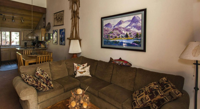 Meadow Ridge Condos by Mammoth Slopes Lodging