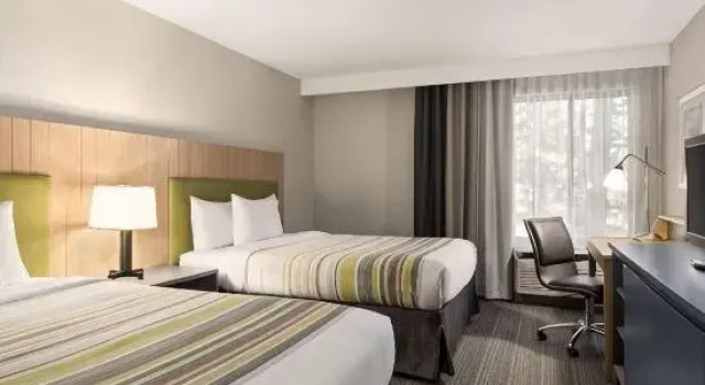 Люкс Country Inn & Suites by Radisson - Flagstaff East Route 66