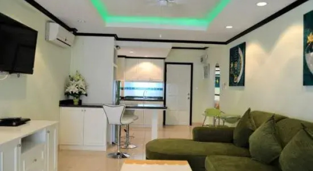 Jomtien beach condominium A2 with stylish European style kitchen, Забронировать Апартаменты/квартира Джомтьен-Бич Паттайя