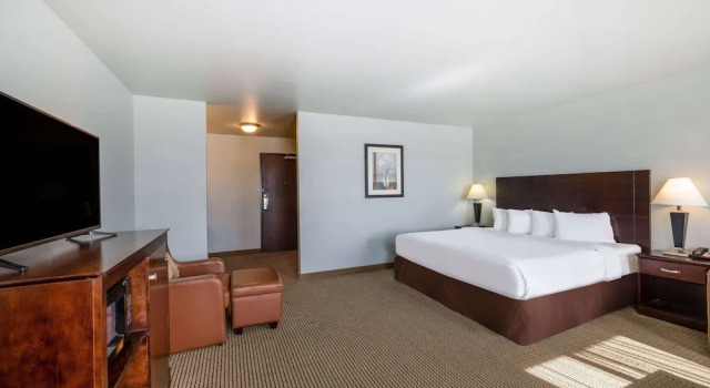 Двухместный люкс c 1 комнатой Baymont by Wyndham Rapid City