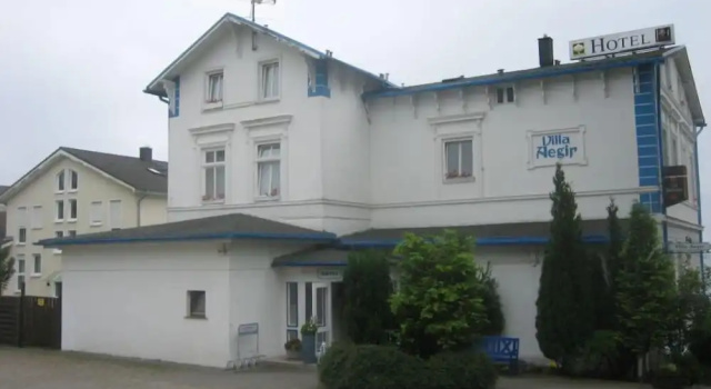 Hotel Villa Aegir, Забронировать Вилла Засниц Рюген, рядом с Галерея Рюгена
