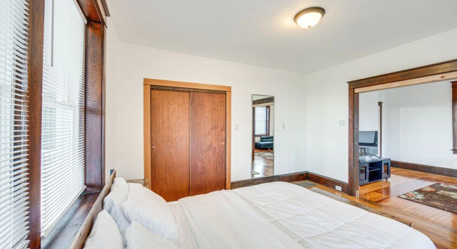 Lovely Lancaster Aptartment in Walkable Location!, Book Hotel Lancaster Airport Lancaster