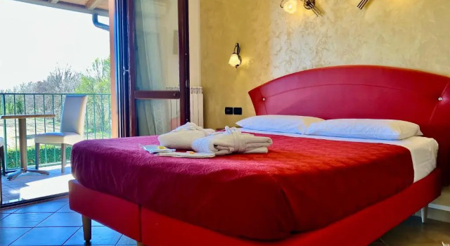 Номер Deluxe B&B Desenzano Paradise