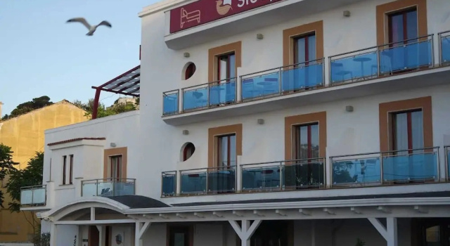B&B Marina Sleep And Ship, Rezervați Bed and Breakfast Rodi Garganico Foresta Umbra