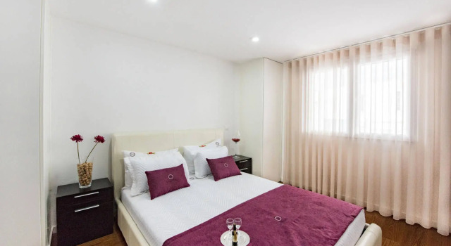Lounge Inn Guest House, Забронировать Отель Cedofeita / Santo Ildefonso / Se / Miragaia / Sao Nicolau e Vitoria 