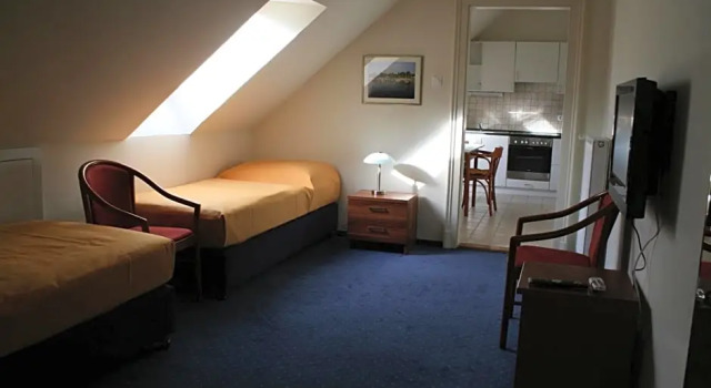 Főnix Hotel, Prenota Hotel Balatonföldvár 