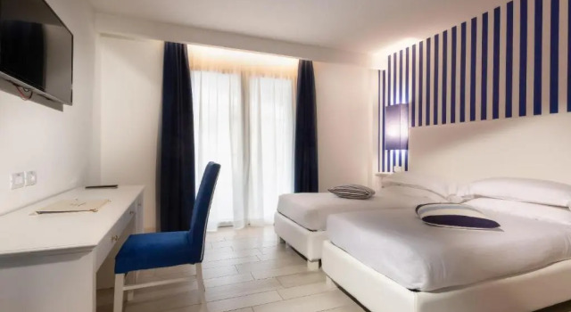 Номер Comfort AQA Palace