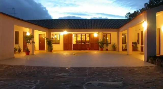 Agriturismo Orosu, Забронировать Отель Отели и гостиницы Скано-Монтиферро, Отель