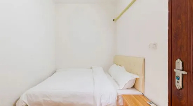 Люкс Deluxe Maoming Qingfeng Apartment