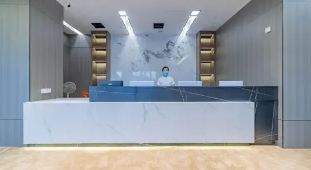 Donghui Yunju Hotel (Yichang Yiling Wanda Plaza), Book Hotel Hotels in Yichang with a Pool, Swimming Pool