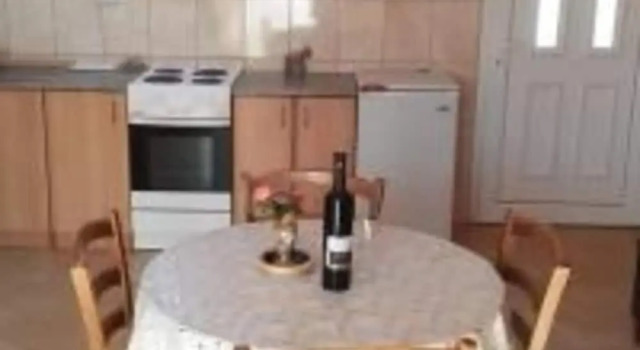 Апартаменты с балконом Laura Apartments
