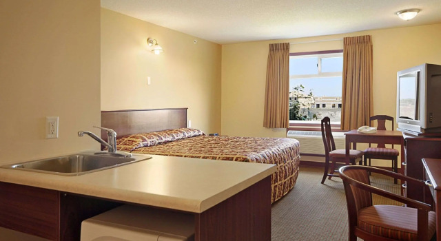 Двухместный номер Super 8 by Wyndham Fort Saskatchewan