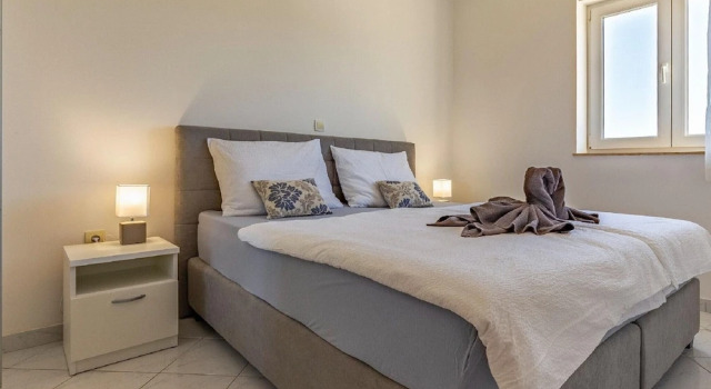 Classy Apartment in Banjole near Beach & Pula City