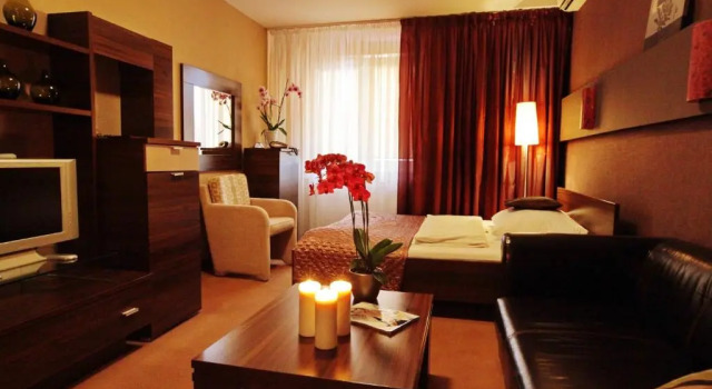 Люкс City Hotel Nitra with free parking