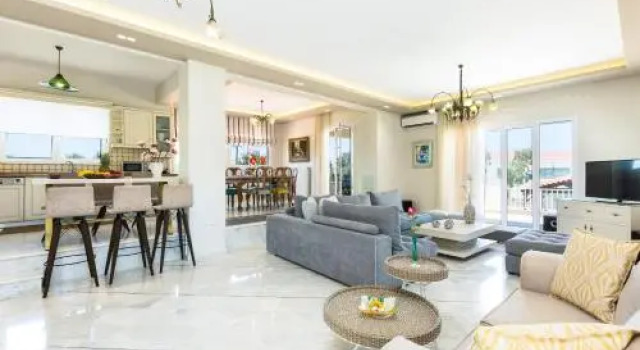 Villa Mary