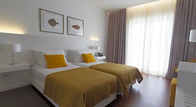 Трёхместный номер Standard с балконом Hotel Vila DÓbidos