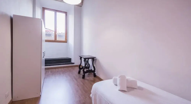 Close to The Duomo Exquisite 4BD, Забронировать Отель Дуомо Флоренция, рядом с Дом Буонаротти
