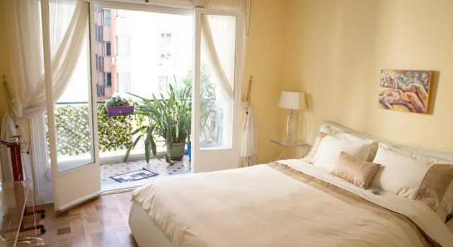 Chill Out Apartment, 2 mins from beach, Забронировать Апартаменты/квартира Отели Ниццы с парковкой, Парковка