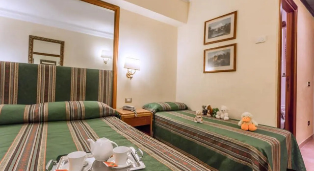 Трёхместный номер Raeli Hotel Regio