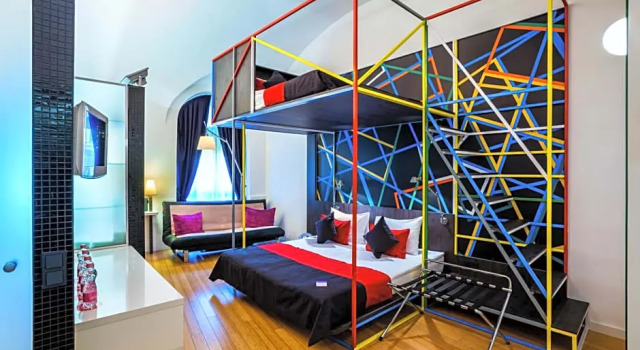 Четырёхместный номер Deluxe Bohem Art Hotel