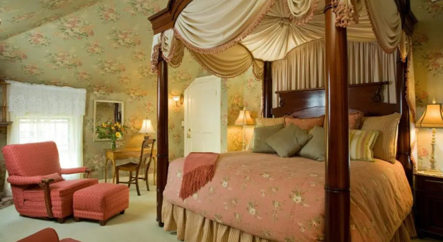 Номер Superior Berry Manor Inn