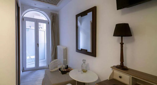 B&B Room of Arts