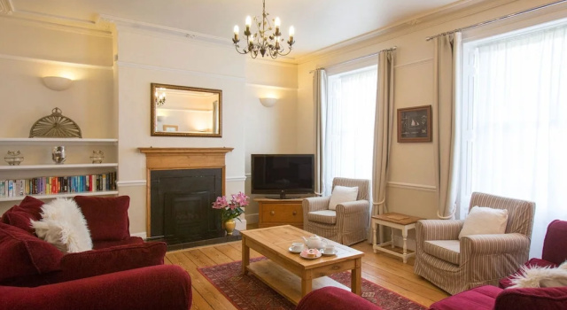 Roseberry House