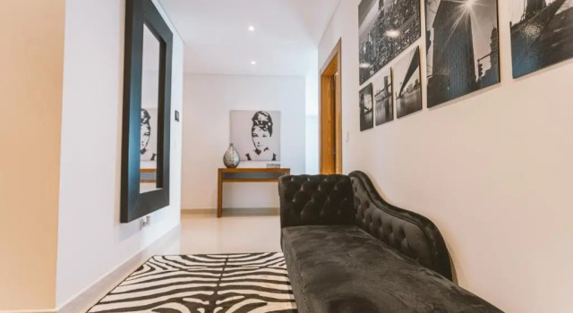 Апартаменты Best Houses 42 - Charming and Central Apartament