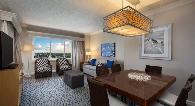 Двухместная вилла c 1 комнатой с балконом Marriotts BeachPlace Towers