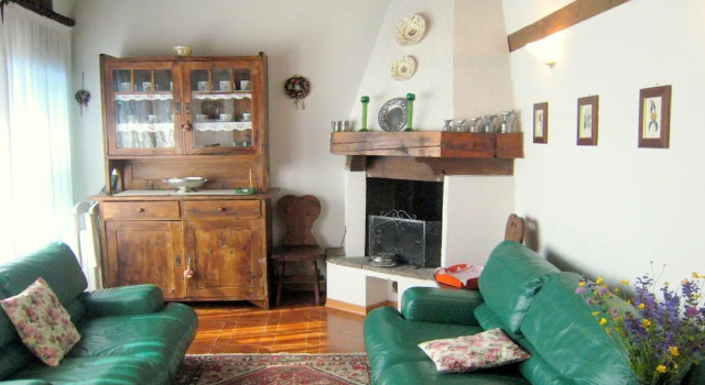 Cozy Holiday Home in Anfo Near Lake Idro