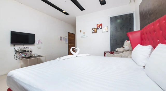 Двухместный номер Standard с балконом Oasis Hiso Hotel