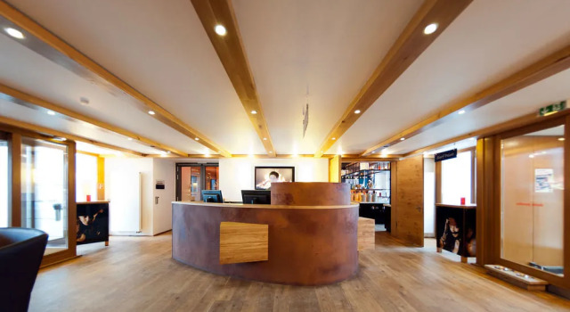 Riverside Hotel