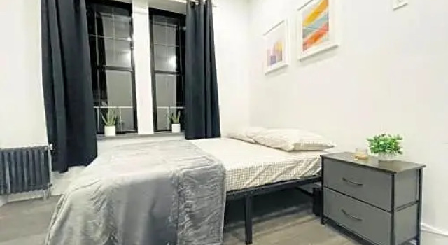 Nyc Manhattan Bedroom, Забронировать Отель Отели Нью-Йорка с парковкой, рядом с Saint Philip's Episcopal Church, Парковка