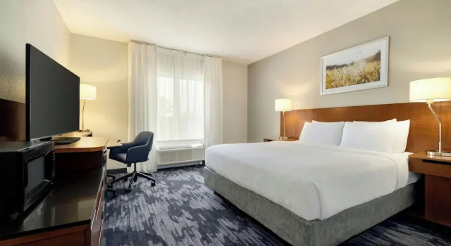 Люкс Fairfield Inn & Suites Savannah I-95 South