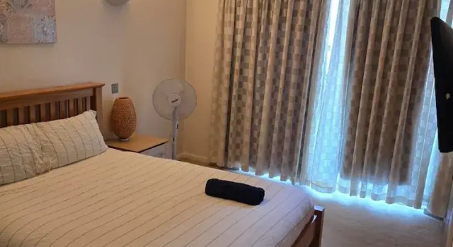 2 Bed Apartment Central London Canary Wharf, Varaa Huoneisto Asunnot kohteessa Merseyside, Huoneisto