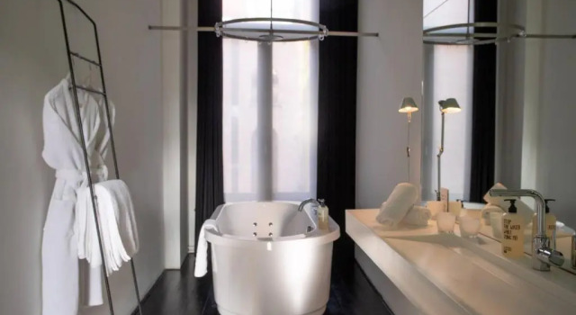 Полулюкс B&B Suites@FEEK