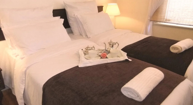 Pastel Guest House, Забронировать Гостевой дом Мугрейв Дурбан, рядом с Victoria Street Market