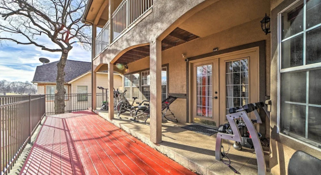 Upscale Home w/ Views & Game Room!, Réserver Maison de vacances Hôtels SPA à Tulsa, SPA