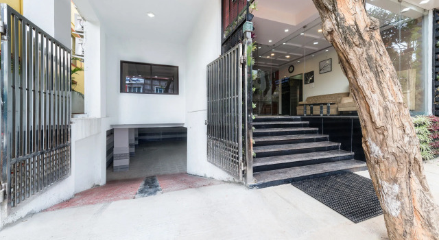 Treebo Greenwood Premier Suites, Old Airport Road, Rezervovat Hotel Hotely v Bangalore s parkováním, Parkování