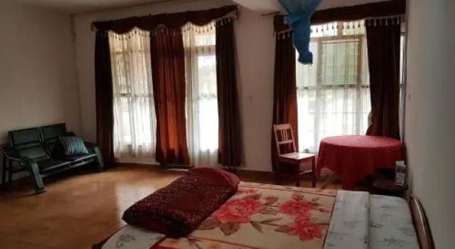 Barthos Hotel