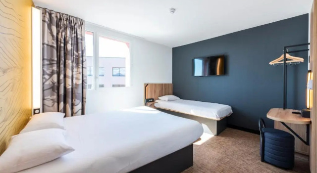 Трёхместный номер B&B HOTEL Nice Aéroport Arenas