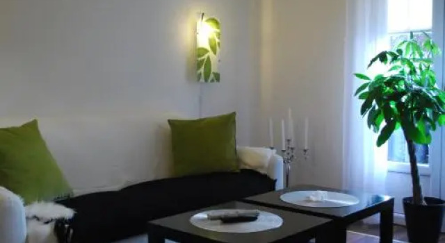 Bed and Breakfast 33, Book Hotel  
