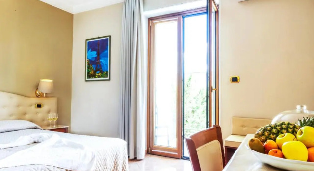 Трёхместный номер Standard Belsito Hotel